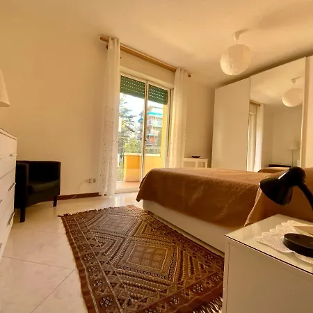 Apartment La Perla Imperia