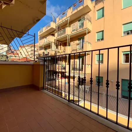 Apartment La Perla Imperia